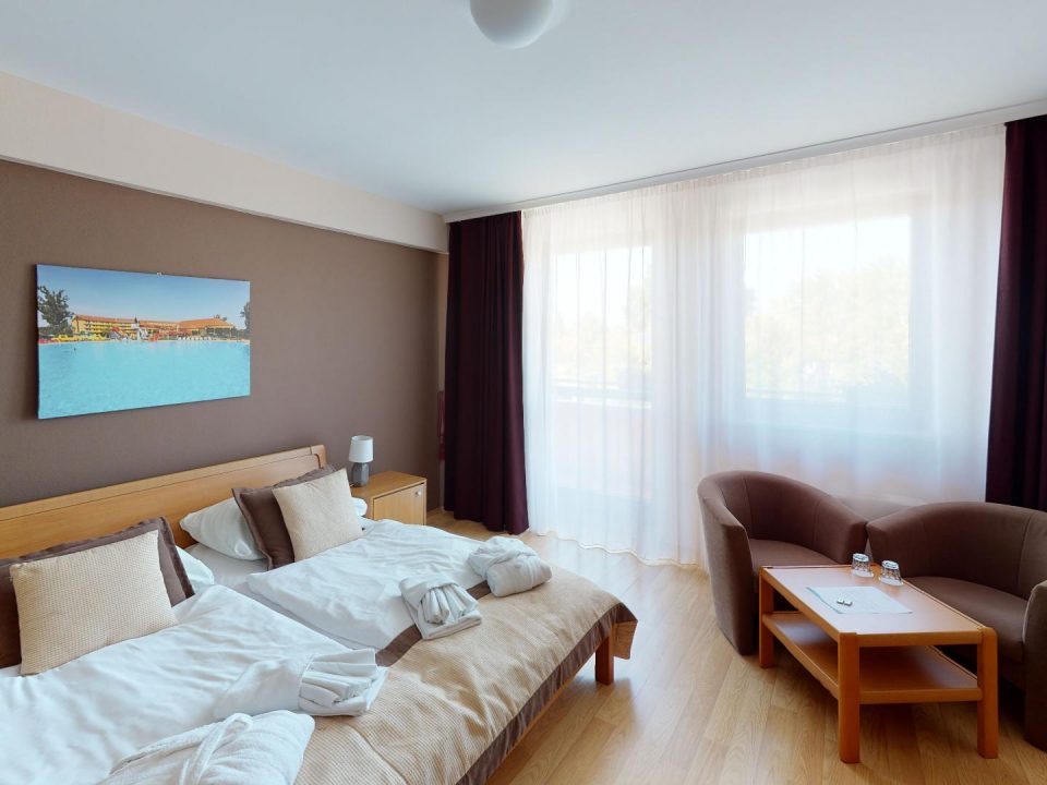 3D prehliadky Izba-212-Wellness-Hotel-Patince-Bedroom(1)